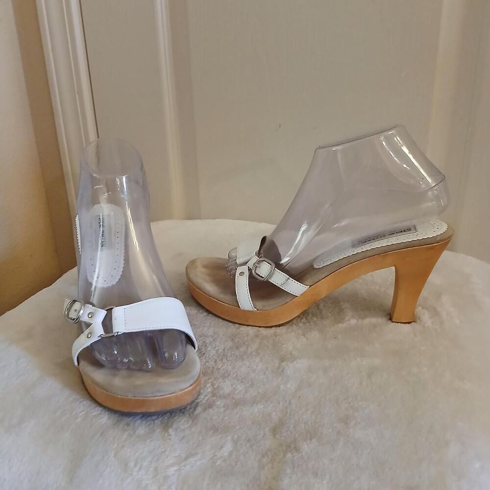 Vintage 90s Y2K Steve Madden Strappy Buckle Wooden Platform Sandals 9 Mcbling